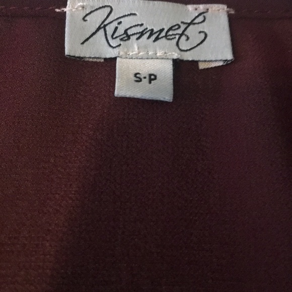 Small Maroon Tank - Picture 3 of 3